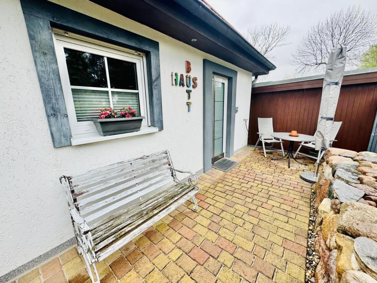 Haus Buett Apartment Rostock Exterior foto